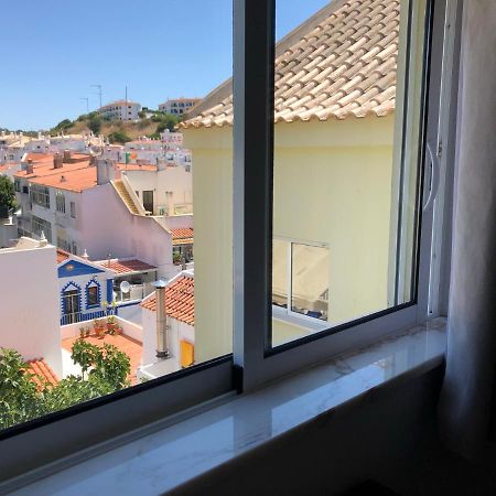 Algarve, Carvoeiro Centre-Ville, Recent Appartement En Duplex Pour 5 Personnes Экстерьер фото